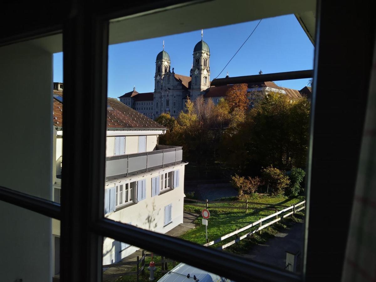 Gasthaus Meinradsberg Einsiedeln Esterno foto