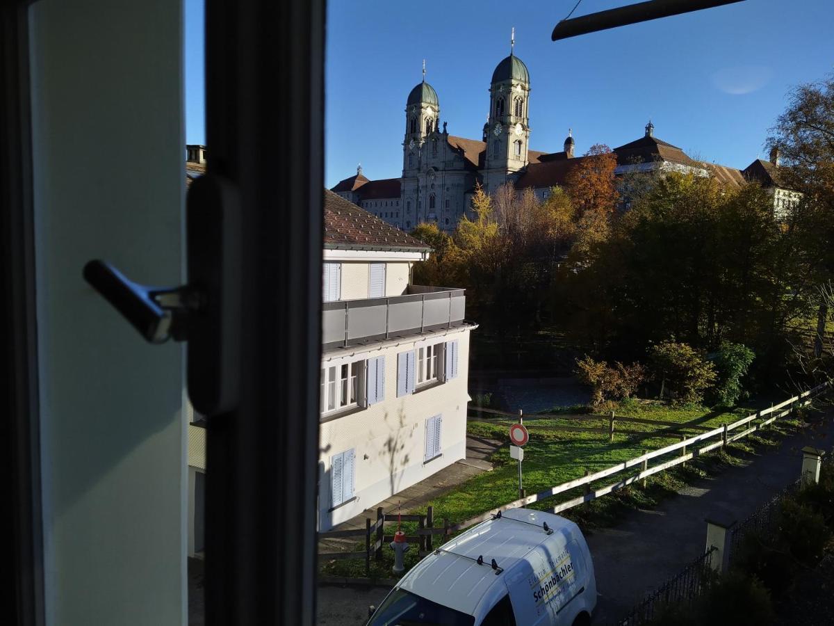 Gasthaus Meinradsberg Einsiedeln Esterno foto